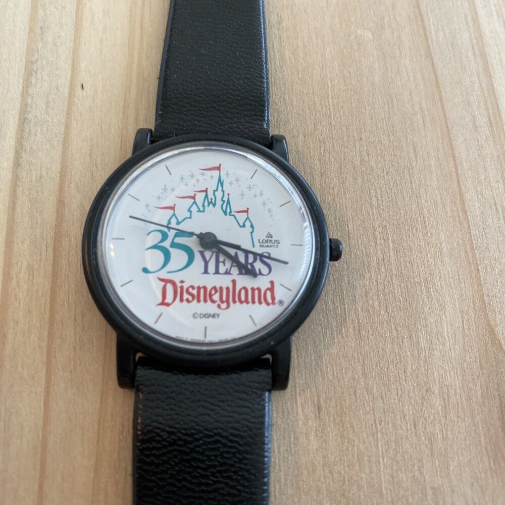 35 years of Disneyland Black Lorus watch vintage new battery installed